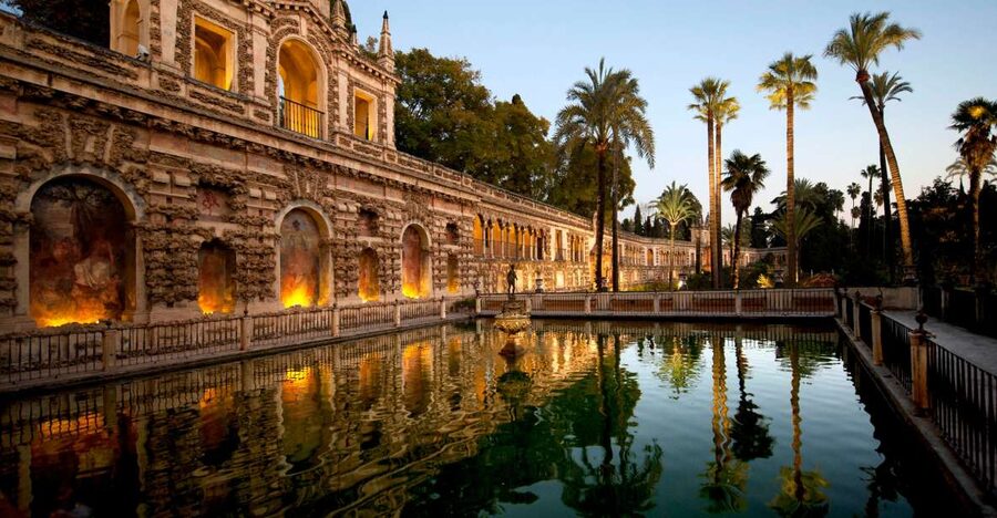 Seville: Cathedral & Alcázar Guided Tour with River Cruise - Seville’s grandest sights in one booking