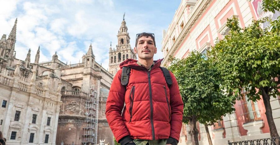 Seville Guided Tour: Cathedral, Giralda & Optional Alcázar - Seville Cathedral in one focused visit