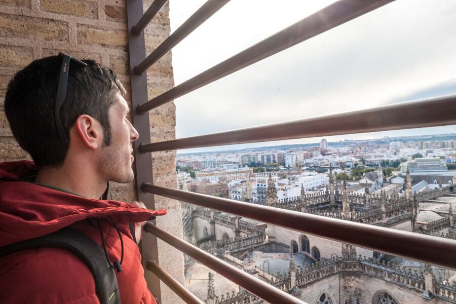 Seville Guided Tour: Cathedral, Giralda & Optional Alcázar - Christopher Columbus’s tomb and the Spanish story