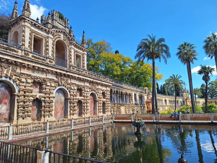 Seville: Guided tour of the Alcazar, Cathedral, and Giralda - The Royal Alcazar: tiled halls and royal gardens
