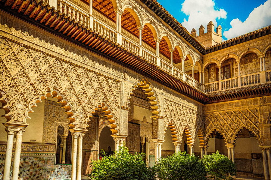 Seville: Priority Access Cathedral, Giralda & Alcázar Tour - The Alcázar gardens: leave room for wandering