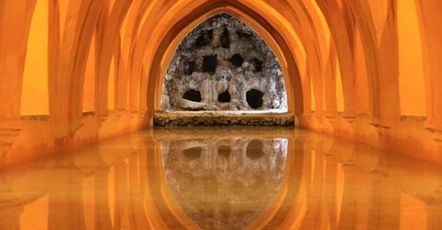 Seville: Real Alcazar Admission and Guided Tour - Key points at a glance