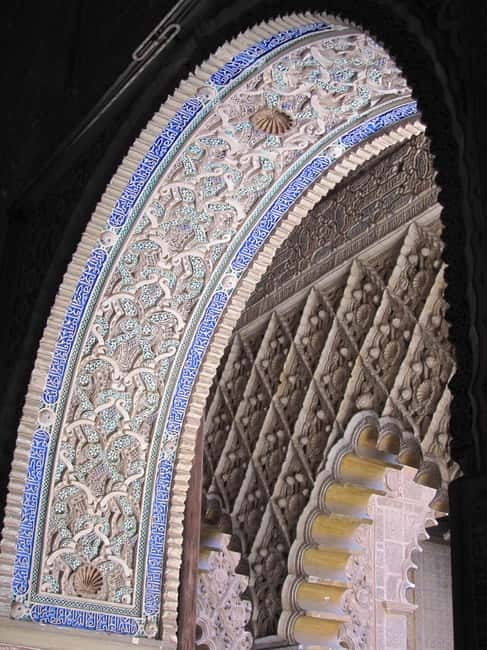 SEVILLE: REAL ALCÁZAR TOUR - Finishing in the gardens