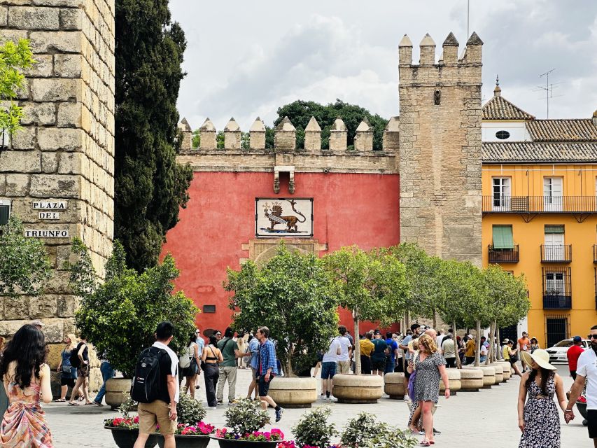 Seville: Royal Alcazar Guided Tour - What the guide adds to Seville’s story
