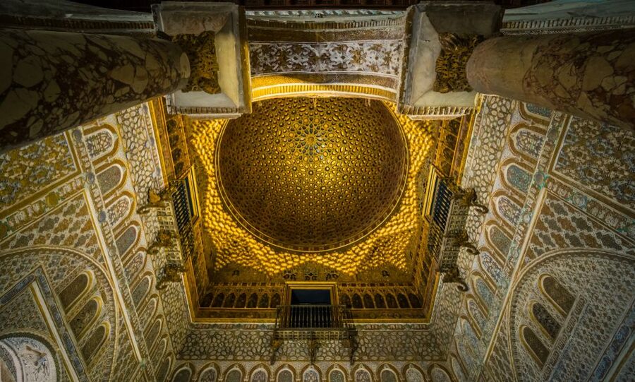 Seville: Royal Alcázar Skip-the-Line Tour by Local Experts - Why a guide helps inside the Royal Alcázar