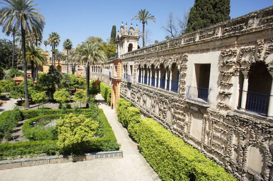 Seville Royal Palace and Game of Thrones Tour - Who should book this experience?