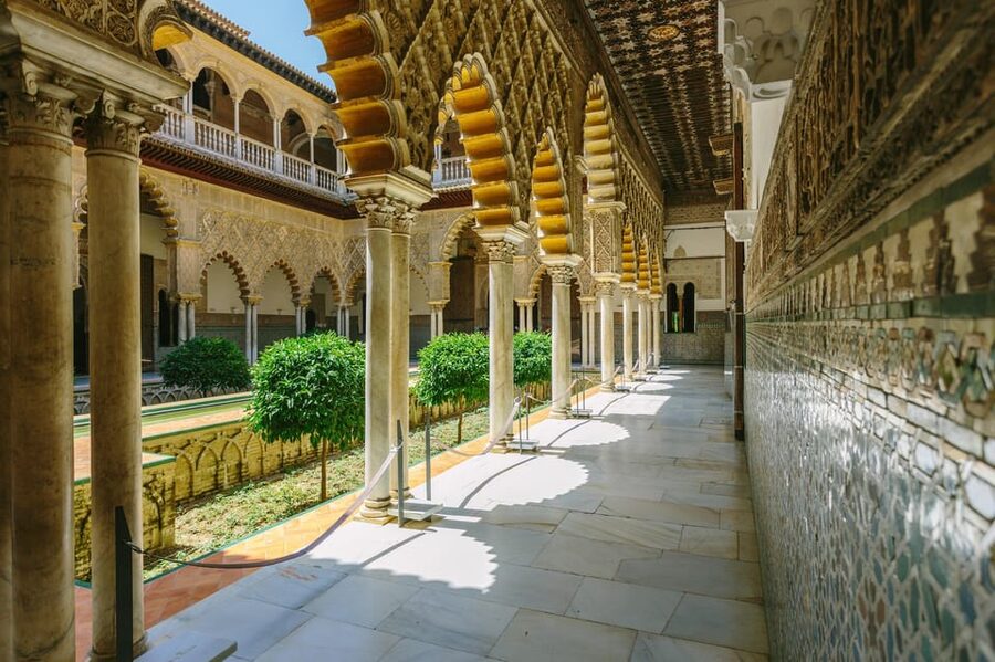 Seville: Tour Alcázar, Cathedral & Giralda Priority Access - Seville’s three great monuments in one morning or afternoon
