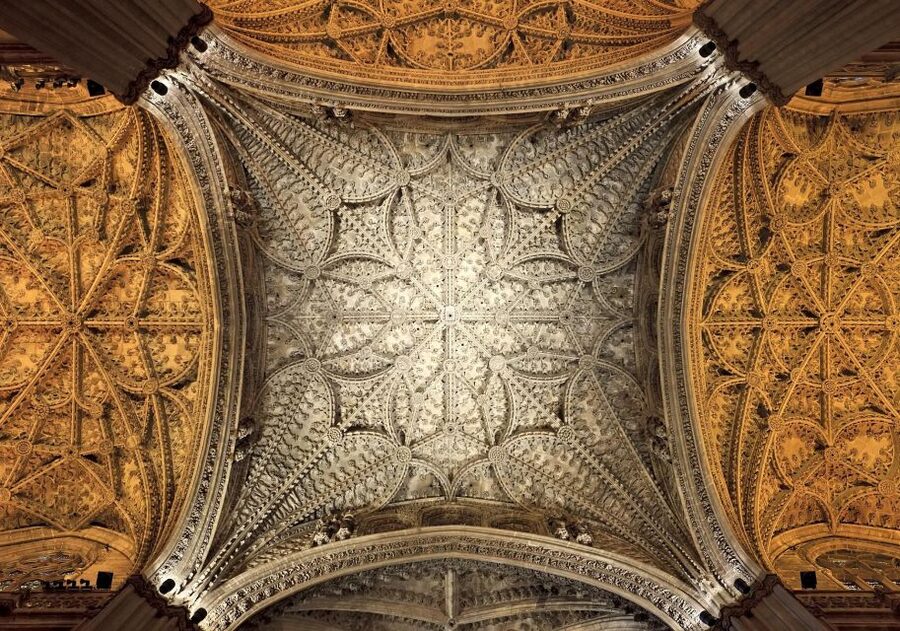 Seville: Tour Alcázar, Cathedral & Giralda Priority Access - Is $64 a fair price?