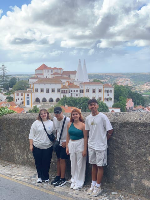 Sintra: All Palaces Tour 2.5 hs - Starting at Sintra National Palace