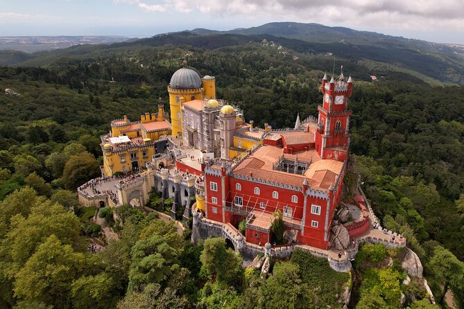 Sintra-Cascais-Pena Palace 8-People Small Group Tour from Lisbon - Why this day works well from Lisbon