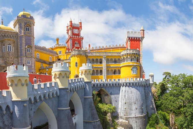 Sintra-Cascais-Pena Palace 8-People Small Group Tour from Lisbon - What $56.53 buys you