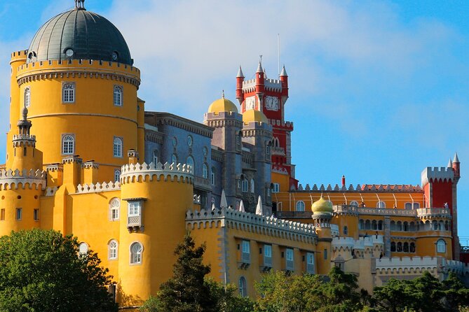 Sintra Historical Jeep Adventure - Palaces & Secret Routes - Quinta da Regaleira and the Initiation Well
