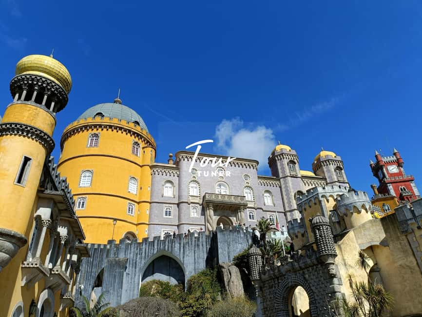 Sintra: Moorish Castle, Pena Palace, Cabo da Roca, & Cascais - An hour in Sintras historic center
