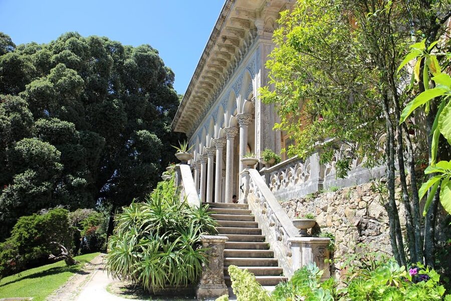 Sintra: Park and Palace of Monserrate E-Ticket & Audio Guide - Inside the palace: Western Gallery, Library, and Chapel