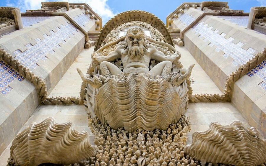 Sintra: Pena Palace, Moorish Castle, Regaleira, & Monserrate - Sintra town is your pause for pastries and lunch