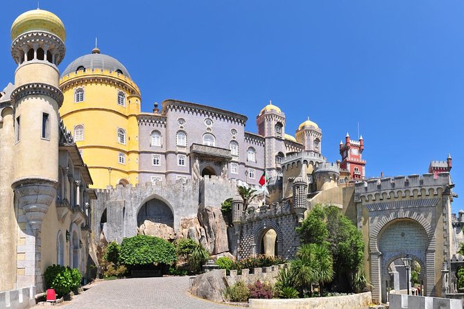 Sintra, Pena Palace, Quinta da Regaleira & Cascais Group Tour - Guincho Beach and the Atlantic edge