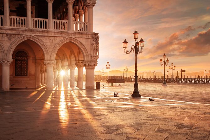 Skip-the-Line: Doge's Palace & St. Mark's Basilica Fully Guided Tour - Why skip-the-line access matters in St. Mark’s Square