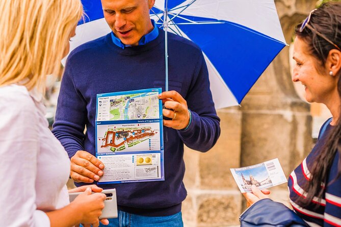 Skip the Line: Prague Castle Ticket and Introductory Overview - What the 20-minute introduction really gives you