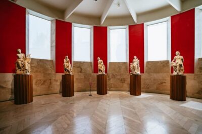 “Skip the line” Royal Palace + Prado Museum