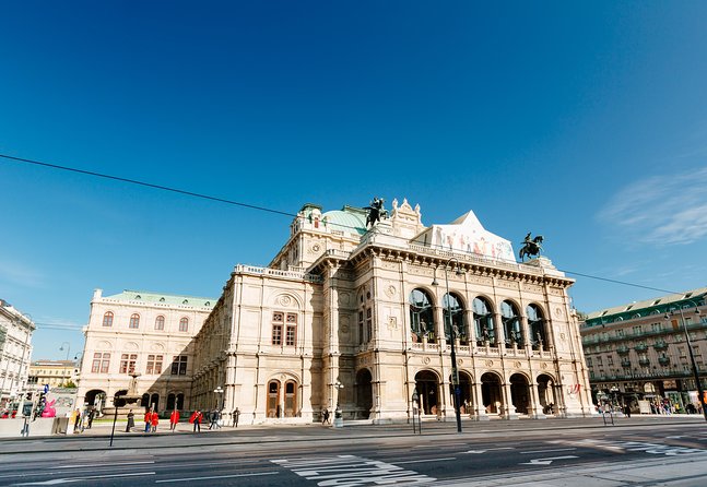 Skip-the-Line Schonbrunn Palace Guided Tour and Vienna Historical City Tour - What the city tour does well, and what it cannot do