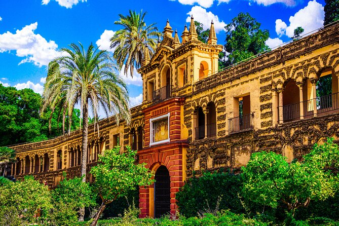 Skip the Line Seville Alcázar, Cathedral & Giralda Guided Tour - Key points to know before booking