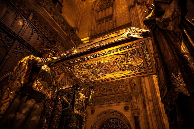 Skip the Line Seville Alcázar, Cathedral & Giralda Guided Tour - Starting at the Puerta del León