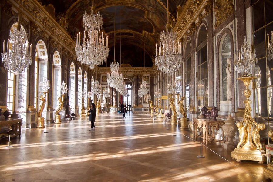 Skip-the-Line Versailles Palace Tour by Train from Paris - What the $94 price includes