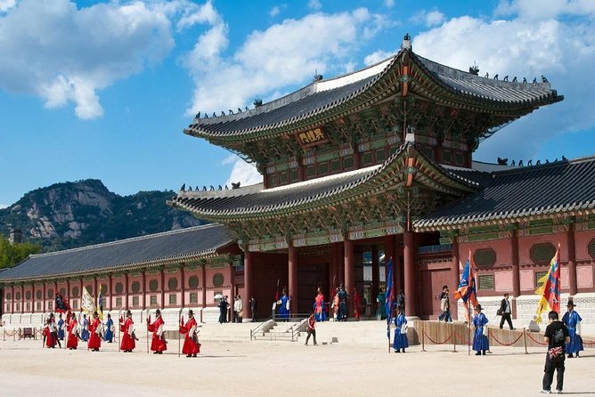 Small-Group Royal Palace and Seoul City Tour (hotel pick-up) - Key points to know before booking