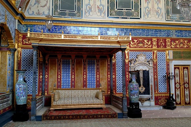 Small-Group Topkapi Palace and Harem Tour with Tickets - The Harem: the essential extra hour