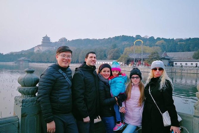 Small Group Tour: Mutianyu Great Wall, Summer Palace & Bird Nest - Walking through the Summer Palace