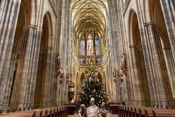 Small-Group Tour of Prague Castle with a local guide - Golden Lane and the tour’s final stop