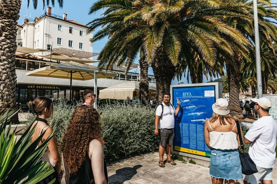 Split: Diocletian Palace & Old Town Guided Walking Tour - St. Domnius and a changed Roman mausoleum