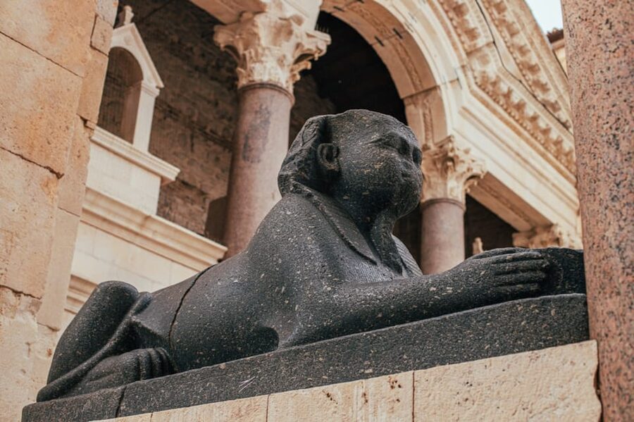 Split: Diocletian's Palace Private walking tour - Why Diocletian’s Palace feels different from a museum