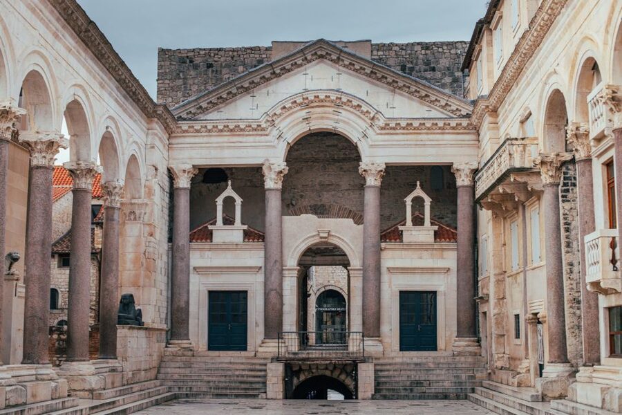 Split: Palace & Old Town Private Walking Tour-Entrance incl. - Peristyle: Where Diocletian Presented Himself as Divine