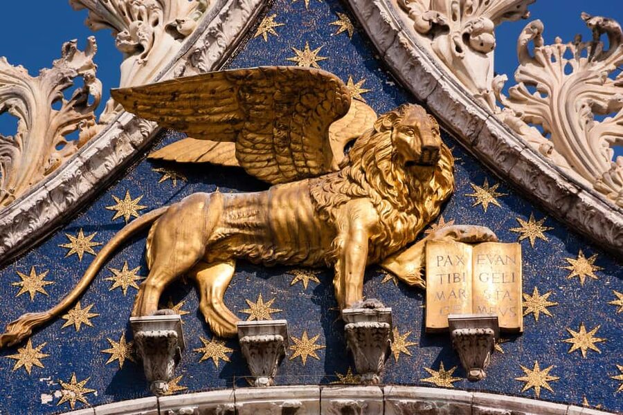 St Mark's Basilica, Doge's Palace & Casanova's Prison Ticket - St. Mark’s Basilica and its golden interior