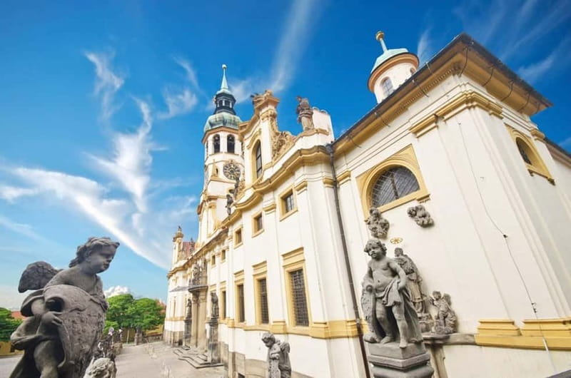 St Vitus Cathedral & Hidden Gems of Prague Castle - Why this Prague Castle walk feels different