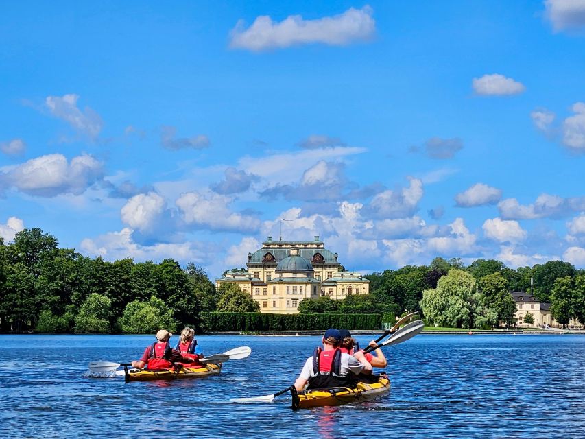 Stockholm: Guided Kayak Tour to Drottningholm Royal Palace - Lunch on an island, with time to slow down