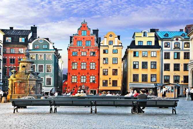 Stockholm Old Town Highlights, Royal Palace, Vasa Museum Tour - Gamla stan’s narrow lanes and Stortorget