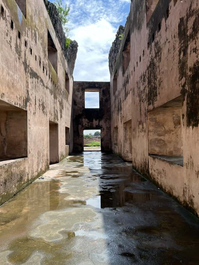 Sultan Palace, Prambanan Temple and Water Castle Guide Tour - The blindfolded tree walk and local character