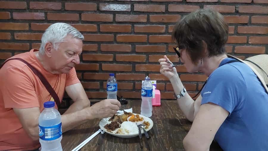 Taman sari water castle, sultan palace & local food tasting - What the $32 price includes