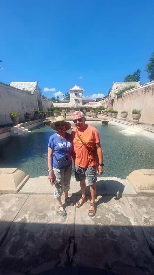 Taman sari water castle, sultan palace & local food tasting - Who should book this walking tour?