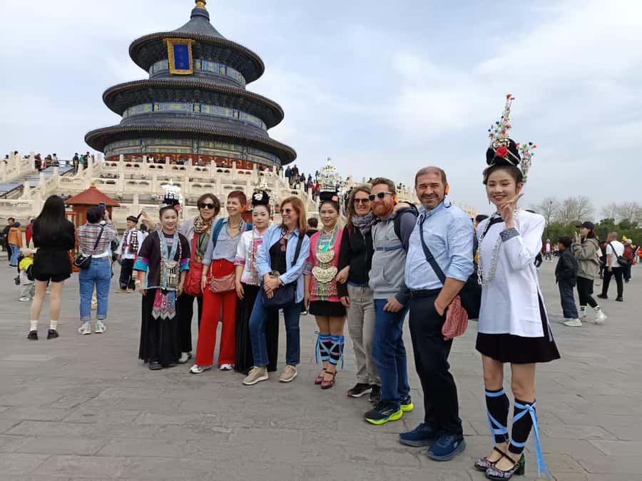 Temple Heaven, Summer Palace, Lama Temple, Hutong Bus Tour - Temple of Heaven: imperial ceremony in open space
