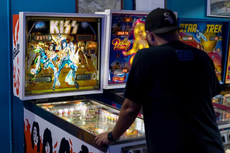 The Pinball Palace at Dezerland Park Admission - Entering a 91-machine pinball collection