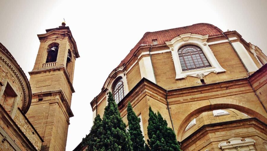 The places of the Medici family: the Palace and the Chapels - The value of paying for a private history tour