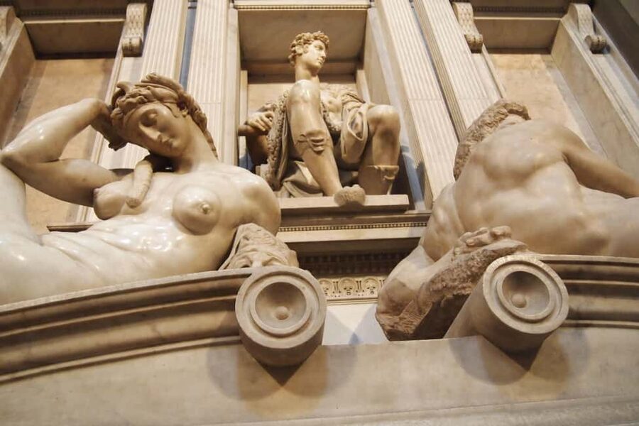 The places of the Medici family: the Palace and the Chapels - What the private format adds