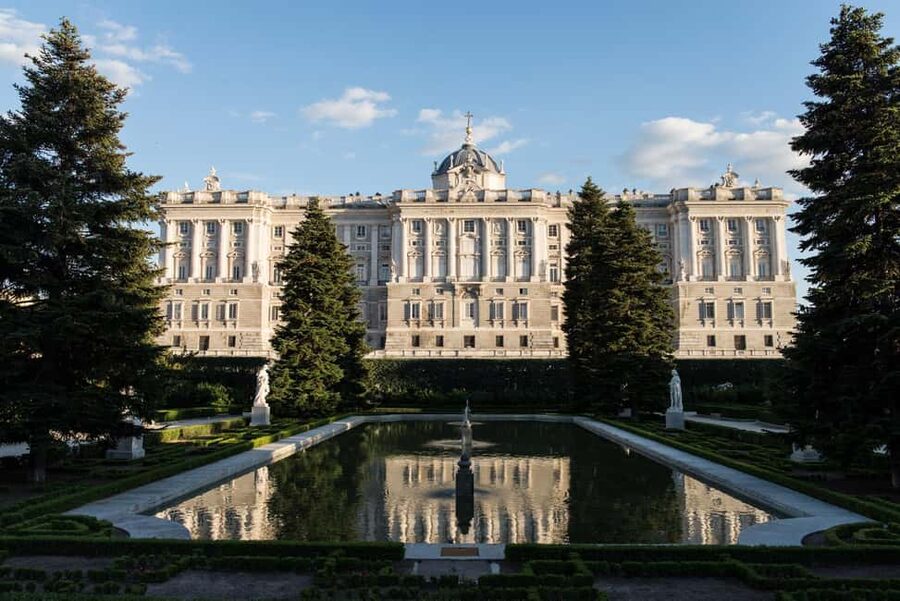 The Royal Palace of Madrid: Small Group Guided Tour - The Hall of Mirrors and the palace interiors