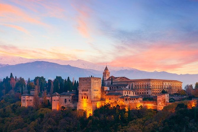 Tickets included: Alhambra Tour (Gardens, Alcazaba, Generalife) - Why the Alhambra needs a guided visit