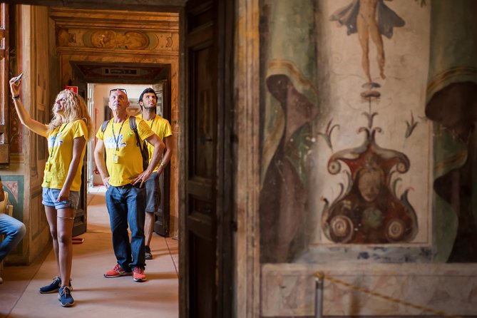 Tivoli Full Day Trip from Rome: Hadrian's Villa and Villa D'Este - Who should book this Tivoli trip?