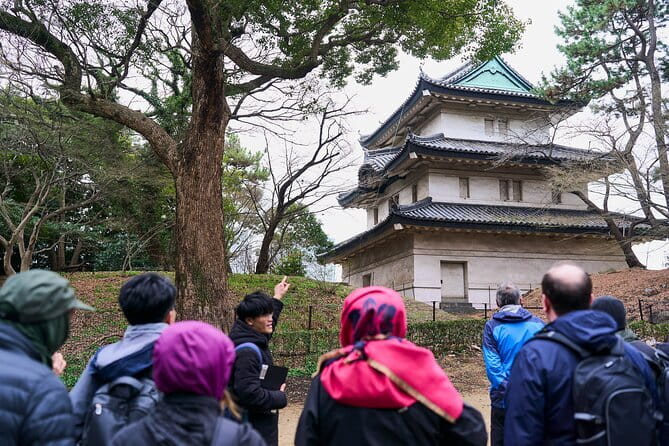 Tokyo Castle & Imperial PalaceーShogun Walking Tour - Meeting at Wadakura Fountain Park