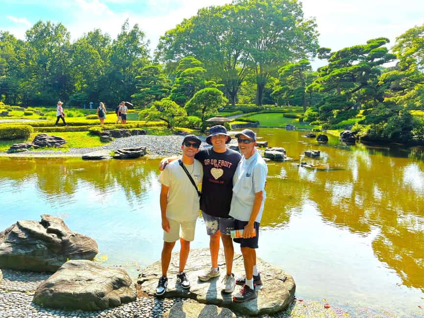 Tokyo: Edo Castle Ruins & Imperial Palace East Garden Tour - Samurai guardhouses at Doshin Bansho and Hyakunin Bansho